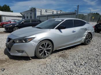  Salvage Nissan Maxima