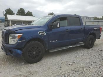  Salvage Nissan Titan