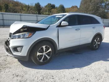  Salvage Kia Sorento