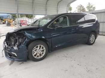  Salvage Chrysler Pacifica