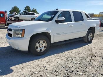  Salvage Chevrolet Avalanche