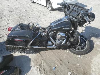  Salvage Harley-Davidson Fl