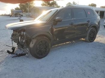  Salvage Kia Telluride