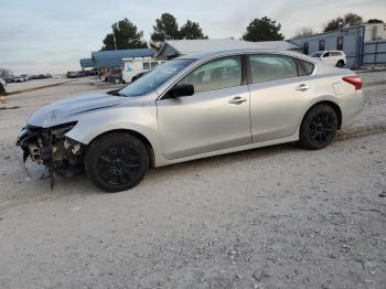  Salvage Nissan Altima