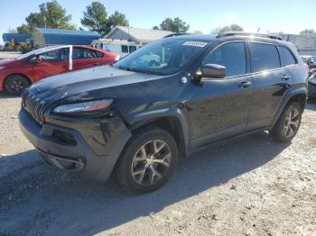  Salvage Jeep Cherokee