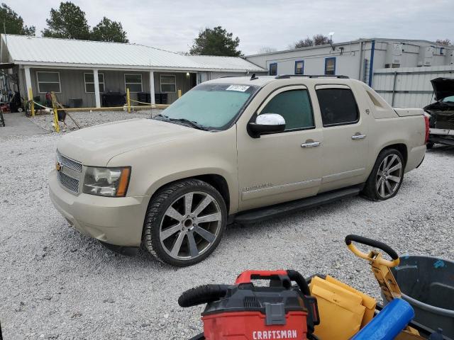  Salvage Chevrolet Avalanche