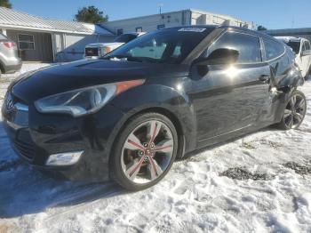  Salvage Hyundai VELOSTER