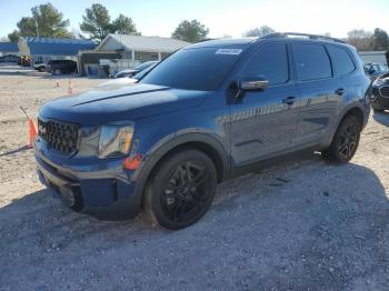  Salvage Kia Telluride