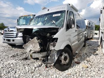  Salvage Mercedes-Benz Sprinter