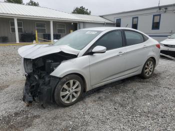  Salvage Hyundai ACCENT