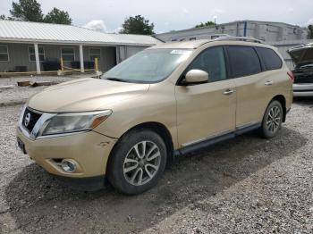  Salvage Nissan Pathfinder