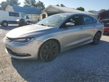  Salvage Chrysler 200