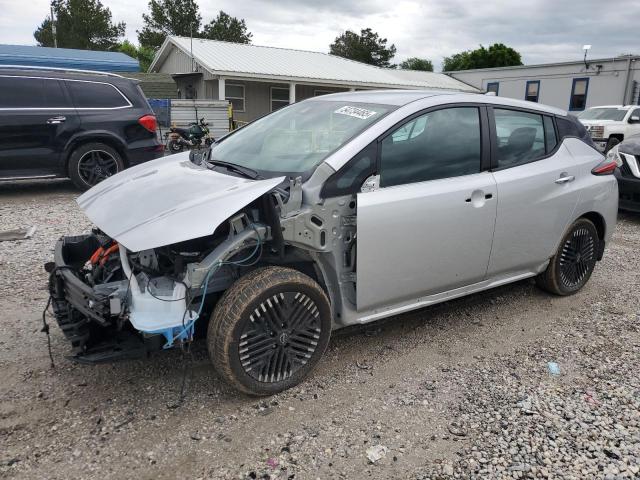  Salvage Nissan LEAF