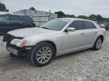  Salvage Chrysler 300