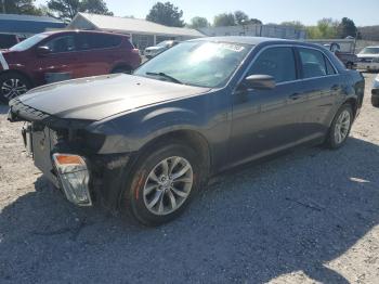  Salvage Chrysler 300