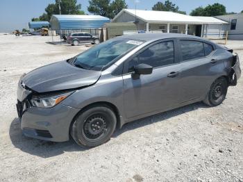  Salvage Nissan Versa