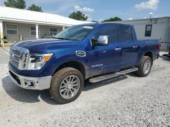  Salvage Nissan Titan