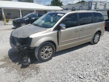  Salvage Chrysler Minivan