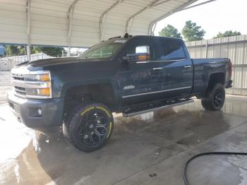  Salvage Chevrolet Silverado 2500