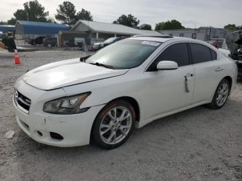  Salvage Nissan Maxima