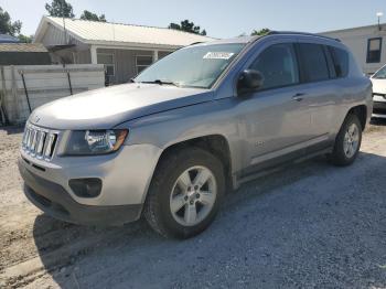  Salvage Jeep Compass