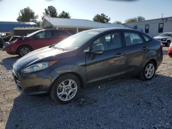  Salvage Ford Fiesta