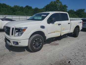  Salvage Nissan Titan