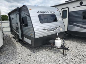  Salvage Jayco Flight
