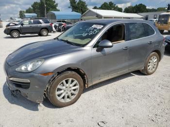  Salvage Porsche Cayenne