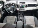 Toyota RAV4 Le Image 8
