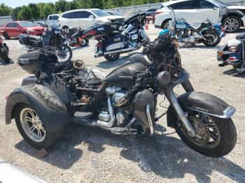  Salvage Harley-Davidson Fl
