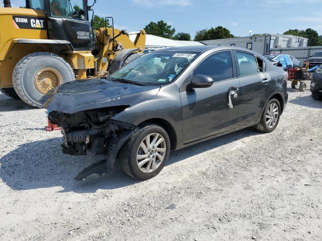  Salvage Mazda 3