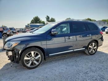  Salvage Nissan Pathfinder