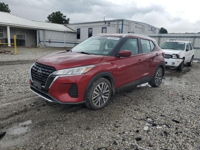  Salvage Nissan Kicks
