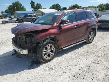  Salvage Toyota Highlander