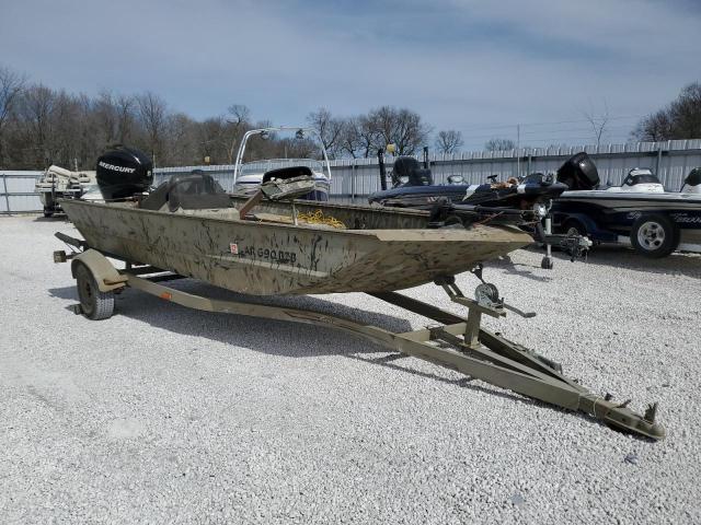  Salvage X-press Boat