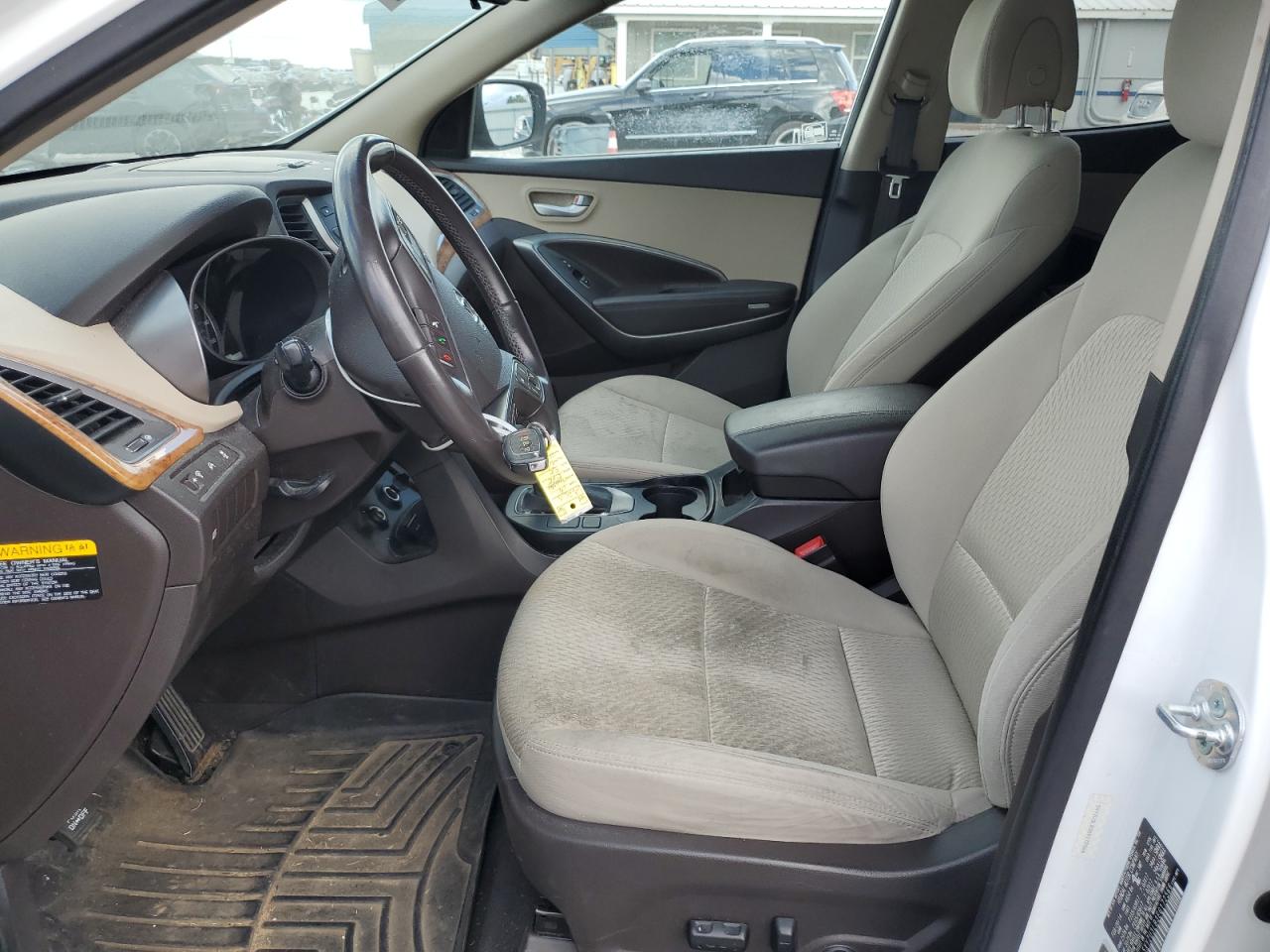 Hyundai SANTA FE Image 5