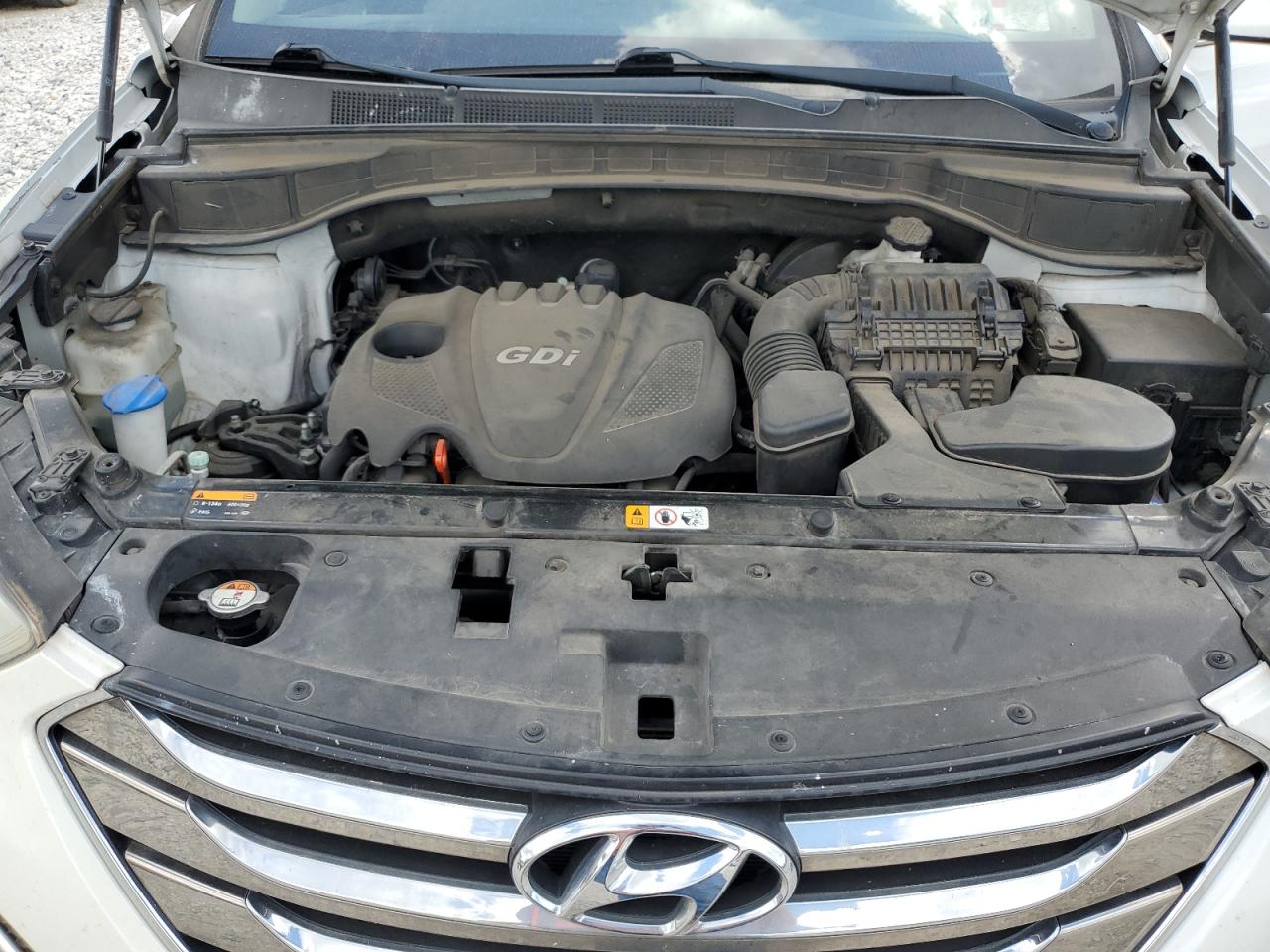 Hyundai SANTA FE Image 8
