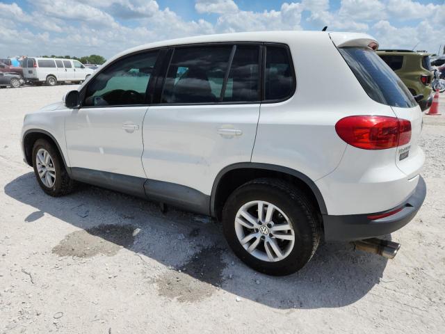 Volkswagen Tiguan S Image 8