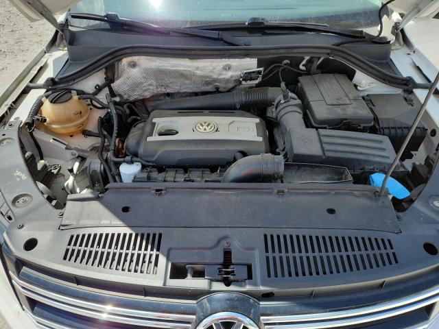 Volkswagen Tiguan S Image 7