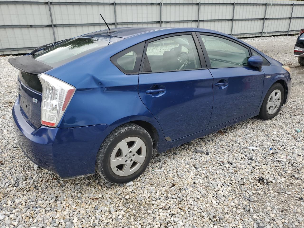 Toyota Prius Image 4