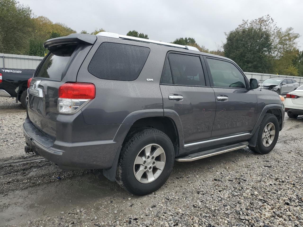 Toyota 4Runner Sr5 Image 3