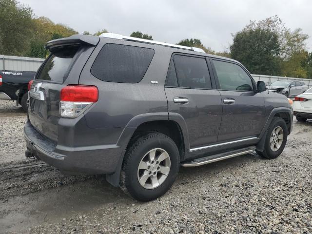Toyota 4Runner Sr5 Image 3