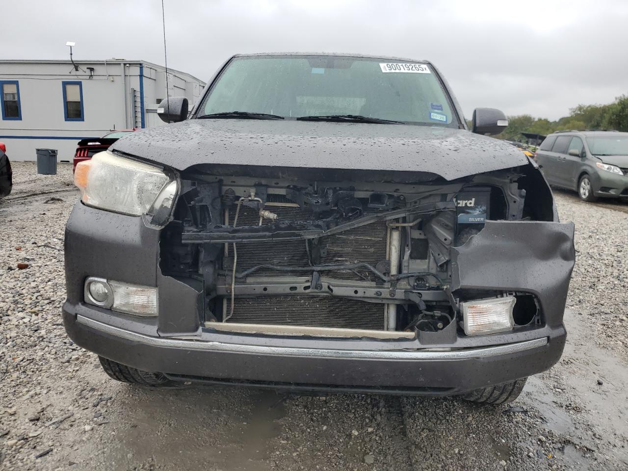 Toyota 4Runner Sr5 Image 5