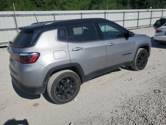 Jeep Compass Latitude Image 8