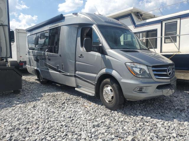  Salvage Mercedes-Benz Sprinter