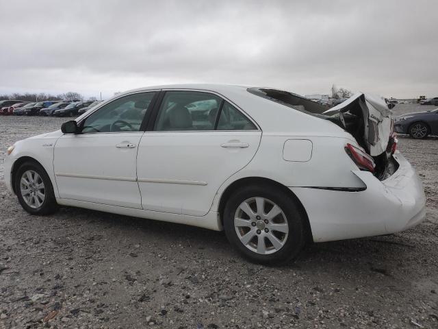 Toyota Camry Hybrid Image 2