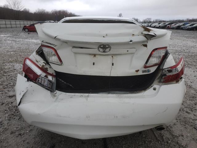 Toyota Camry Hybrid Image 7