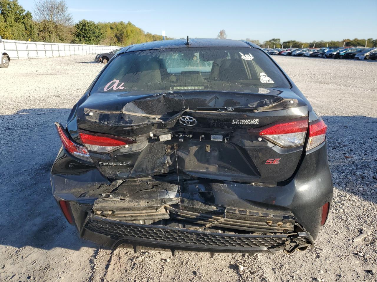 Toyota Corolla Se Image 8