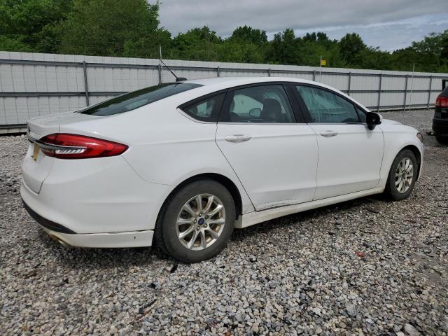Ford Fusion S Image 4